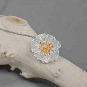 Delicate-Silver-Blooming-Poppies-flower-pendant (2)